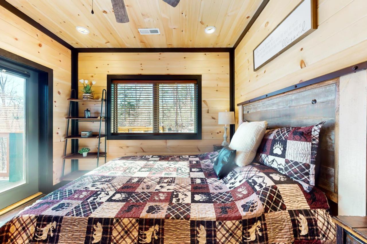 セバービル Fiesta Hills Hideawayヴィラ エクステリア 写真