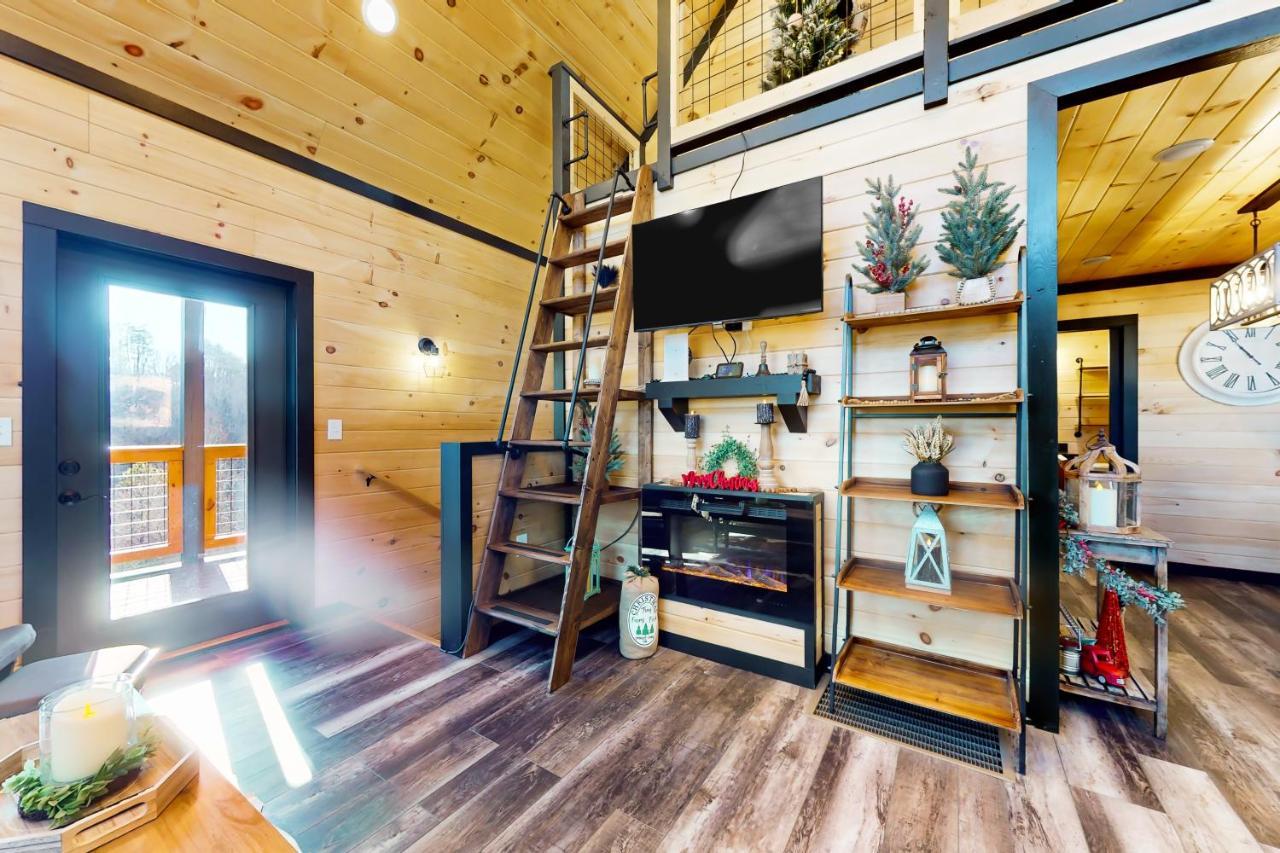 セバービル Fiesta Hills Hideawayヴィラ エクステリア 写真